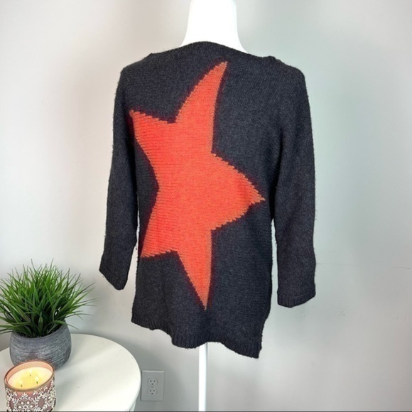 360 Cashmere Gray Sweater S Red Star Pullover Wool Blend Bateau Neck Cozy Fall - Picture 1 of 8